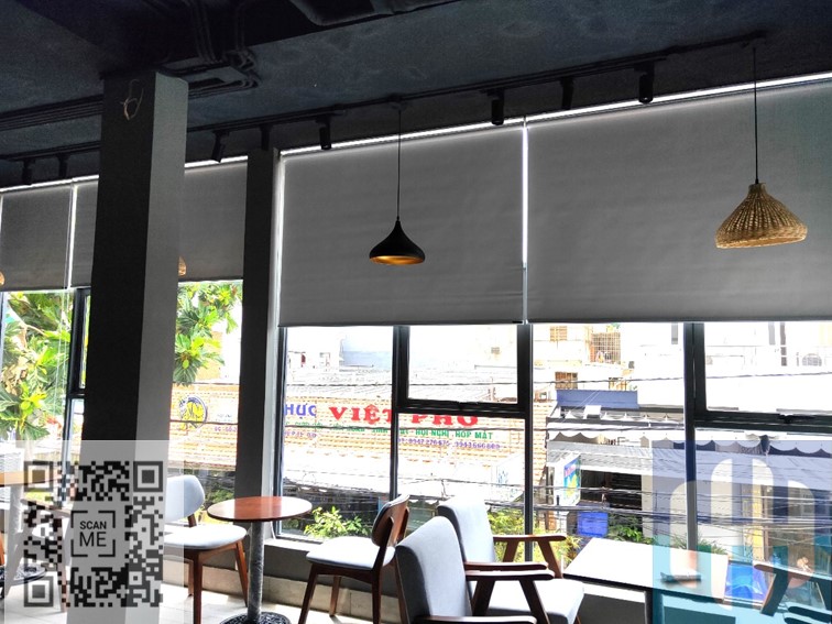 Rèm cửa Huy Hoàng nhận tư vấn, thiết kế và thi công các loại rèm phù hợp với không gian quán cafe, nhà hàng…